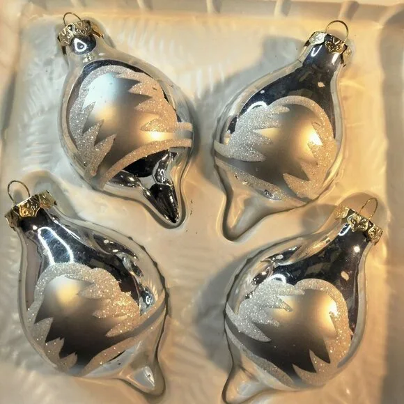 Bradford Christmas Ornament Silver Glass North Pole Traditions Franks Nursery - Picture 1 of 10